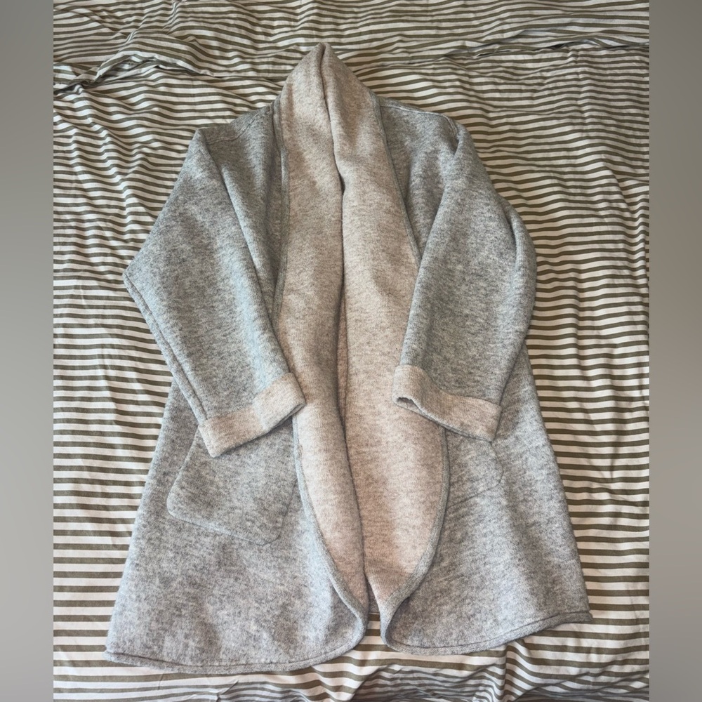Gentle Fawn Two-Tone Gray Cardigan